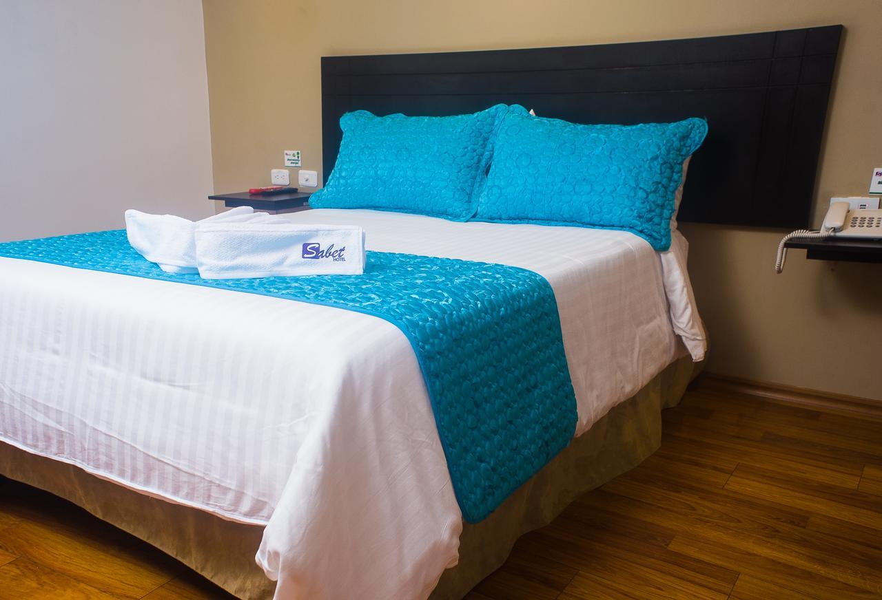 Hotel Sabet Quito Bagian luar foto