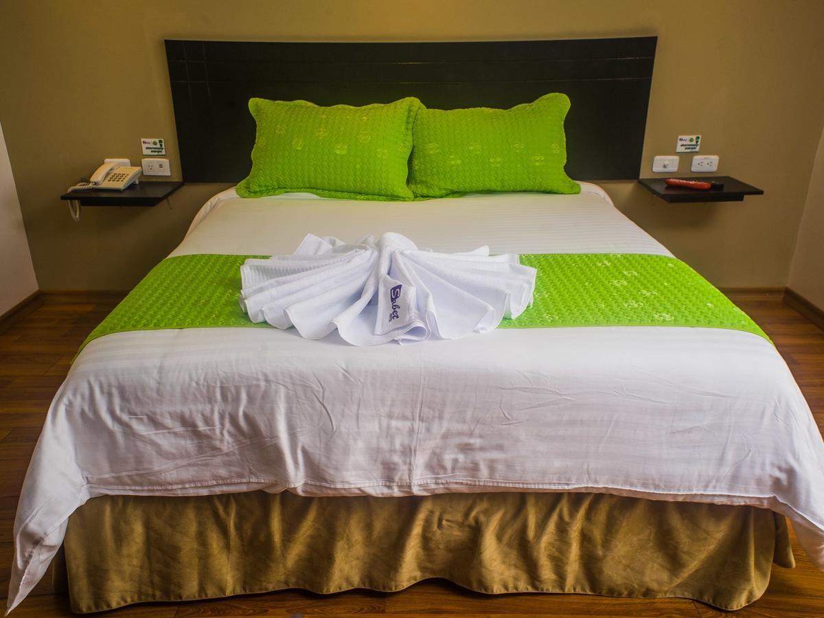 Hotel Sabet Quito Bagian luar foto